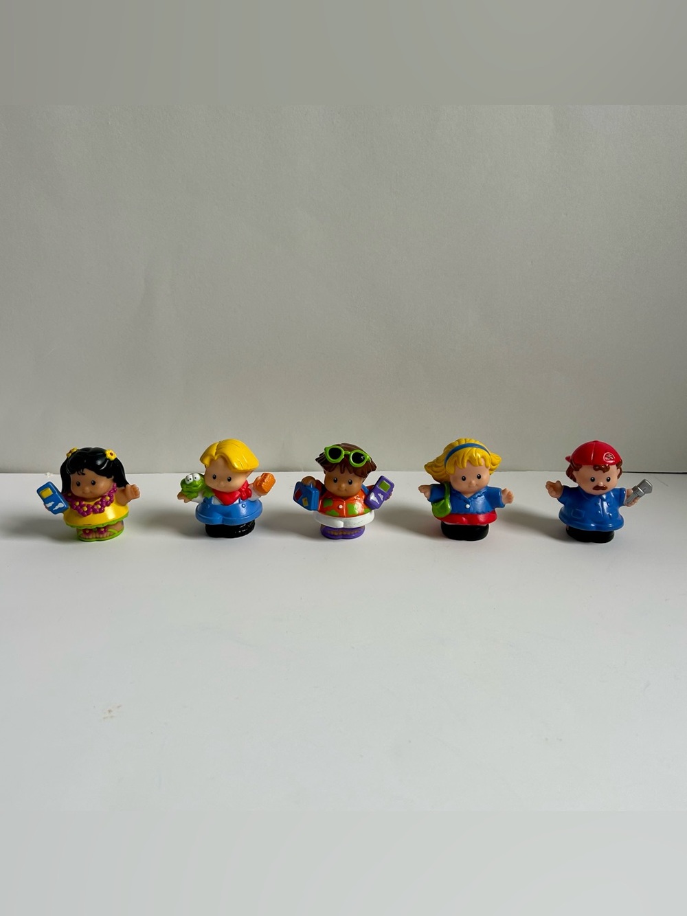 Fisher-Price Little People Vintage 2005 Lot of 5 Characters